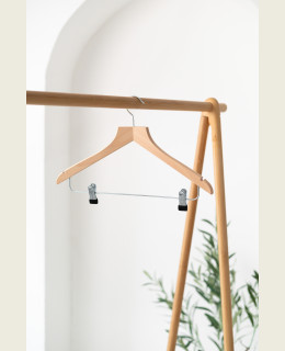Luxusní dřevěné ramínko LUX-klips – na saka, kabáty, kalhoty i sukně (44 cm)