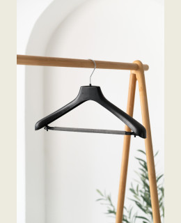 Plastové ramínko AN s molitanovou příčkou – na saka, kalhoty a sukně (42 cm)